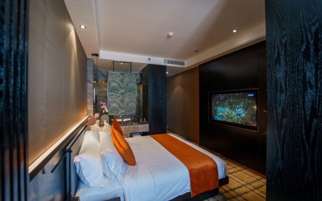Ocean Hotel