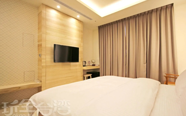 Sun Moon Lake FRIDAY Inn Guest House