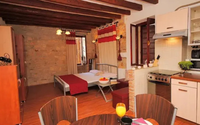 Guesthouse Ancient Stone