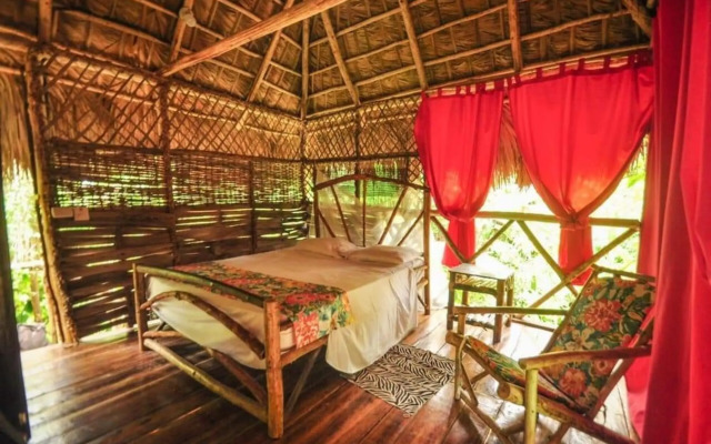 Samanatropicalvillage