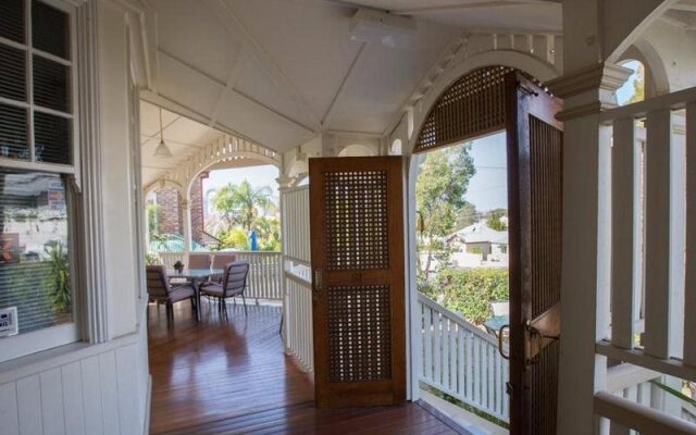 Minto Colonial Accommodation