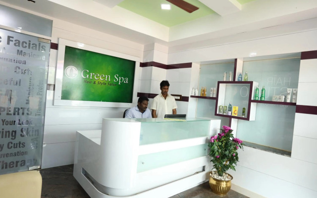 Hotel Green Palace