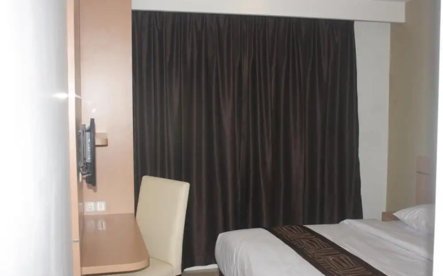 Nozz Hotel Semarang