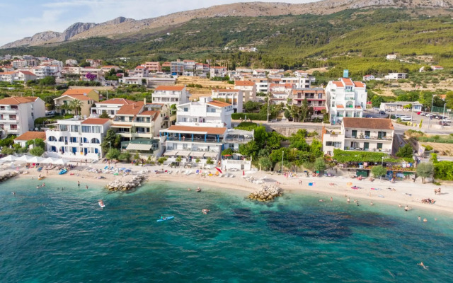 Beachfront Apartmants Zanic