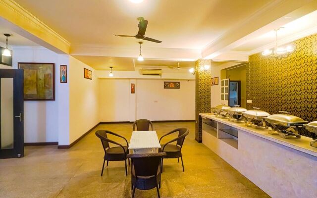 FabHotel Blue Moon Residency