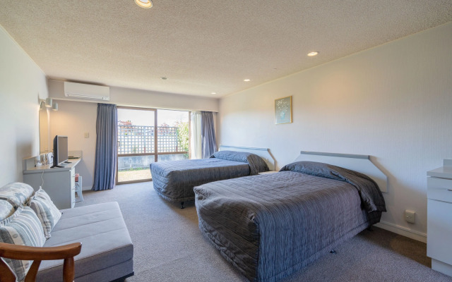 The Village Inn Hotel