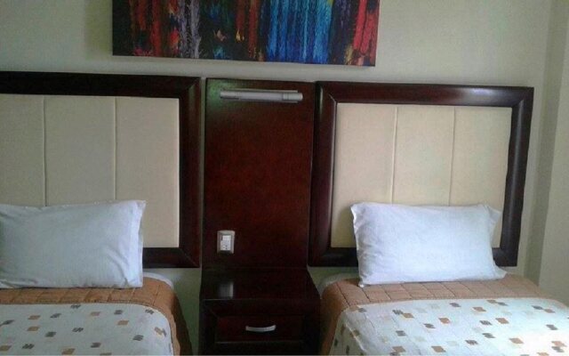 Hotel Grand Colonial