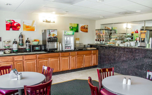 Quality Inn & Suites Longview Kelso