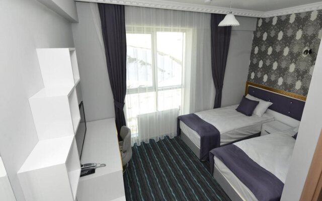 Grand Surmely Business Hotel