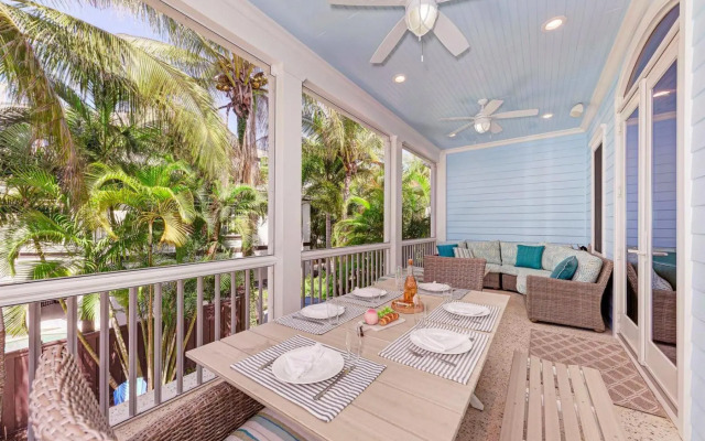 Banyan Beach - 104 Beach Ave