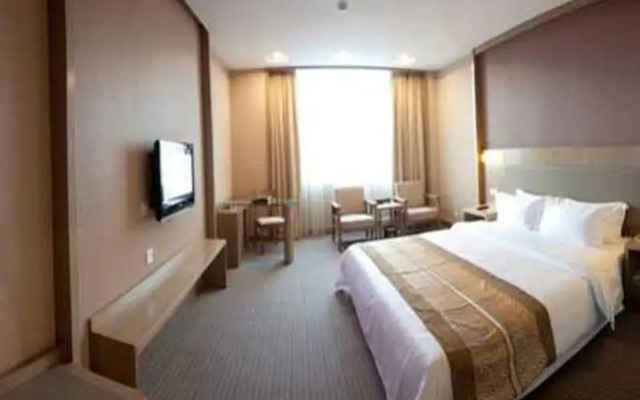 Kinson Hotel