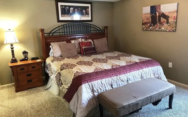 Whispering Pines 641