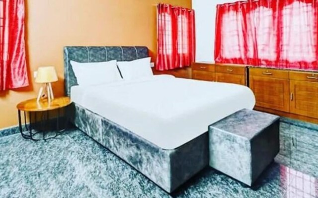 Fabexpress Aathira Inn