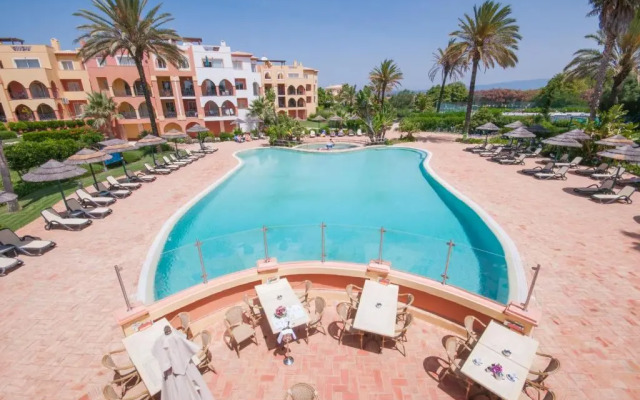 Jardim da Meia Praia Apartment