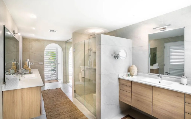 Dream Villa Terres Basses-663