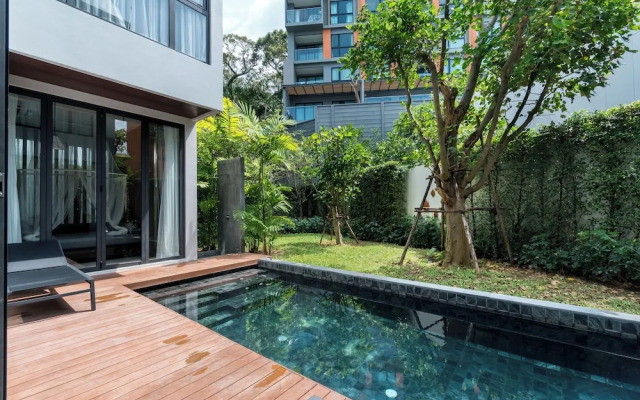 Panora Villa 8112 By Villacarte