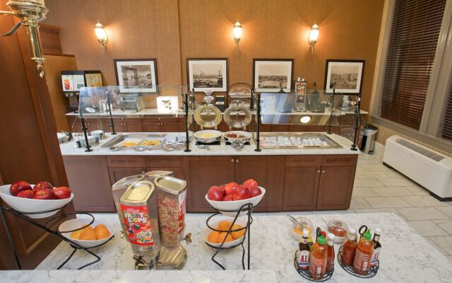 Staybridge Suites Baltimore - Inner Harbor by IHG