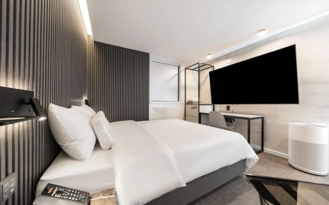 Seocho JS Hotel
