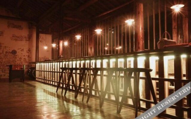 One Mountain Nine Houses