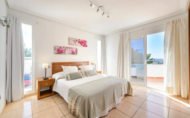 Villa Los Cuatro Arcos