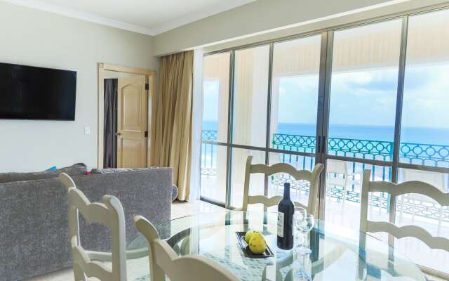 Sandos Cancún All Inclusive - Adults Only