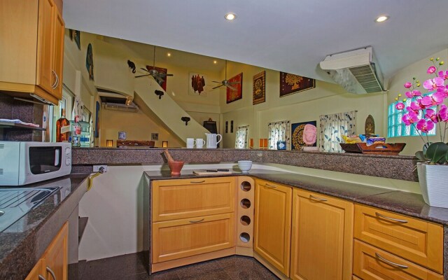 Nai Mueang Far Villa with 4 bedroom