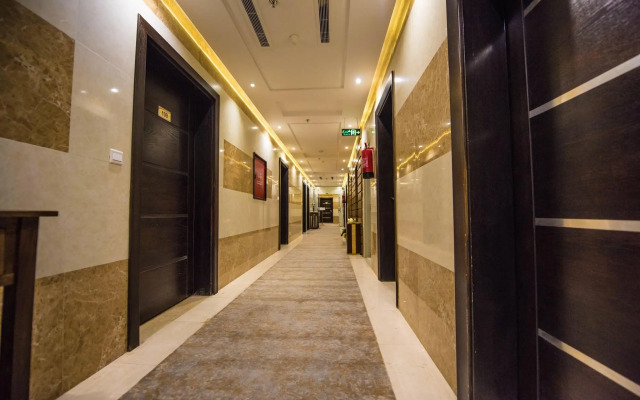 Green Leaf Hotel