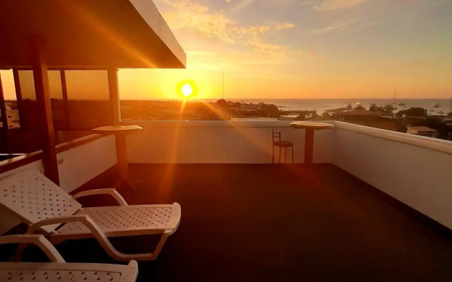 Hotel Los Algarrobos
