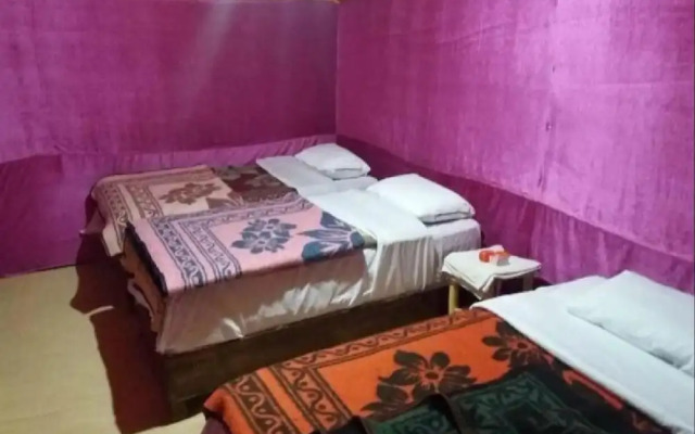 Camp Sahara Majestic