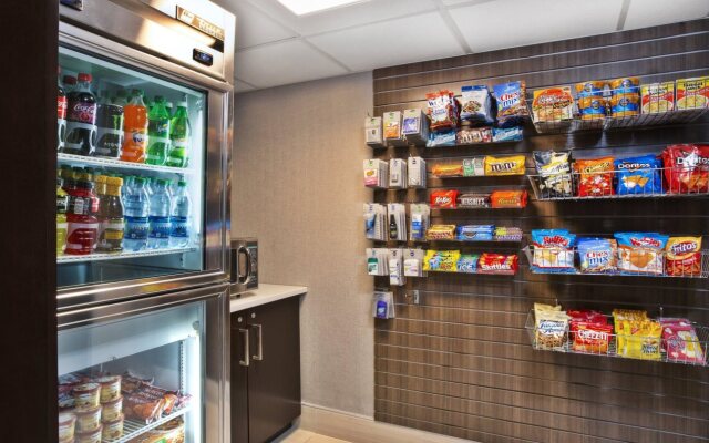 Holiday Inn Express Boston - Waltham by IHG