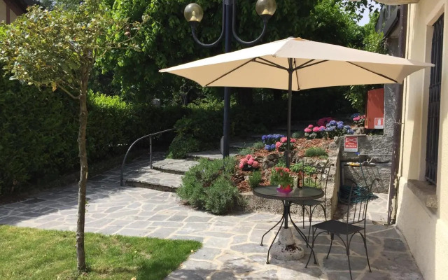 Shangrilla Hotel & Restaurant