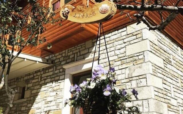 Lithos Hotel