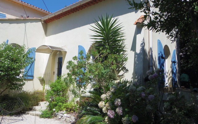 Marjolette - Inh 27921