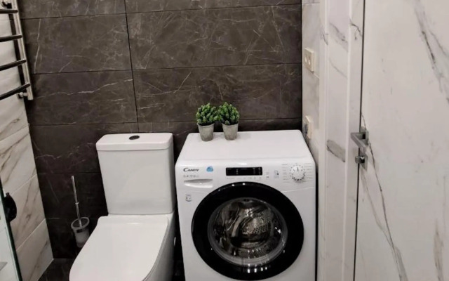 Апартаменты на проспекте Курортный  96Г