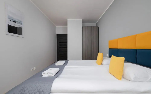 Osiedle Avia Apartment by Renters