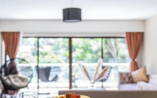 Loocid Apartments at Escada