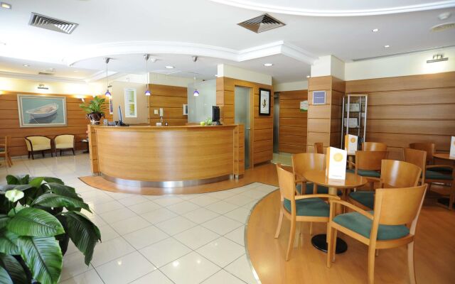 Travelodge Alicante Puerto