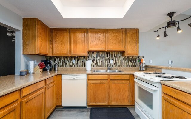 Villa Haven 2 Bedroom Townhouse by RedAwning