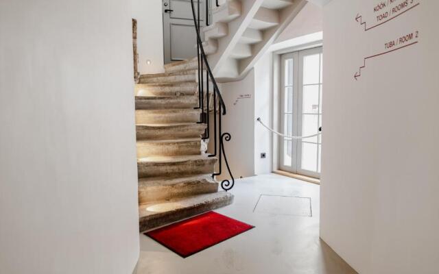 LJ5 - Old Town Rooms with Exclusive shared Roof Terrace
