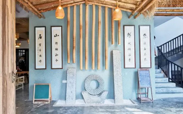 Youran Shanju Hostel