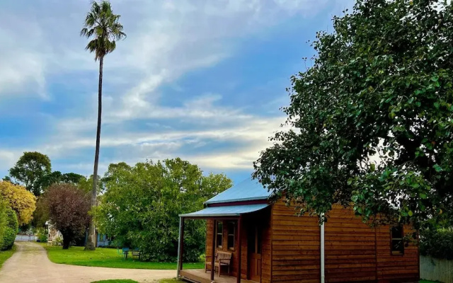 Willunga Gallery Cabins