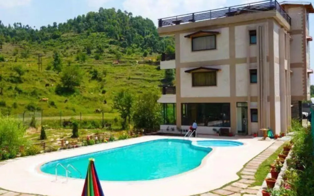 Pool Retreat