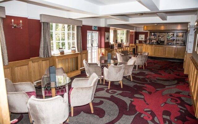 Mere Court Hotel & Conference Centre