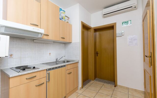 Apartment Mate