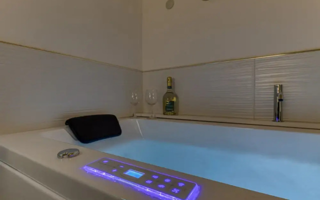 Bilo con vasca idromassaggio in camera