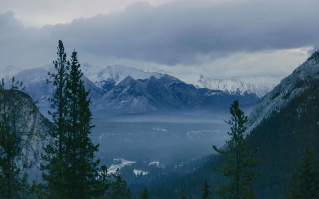 Rimrock Banff, Emblems Collection