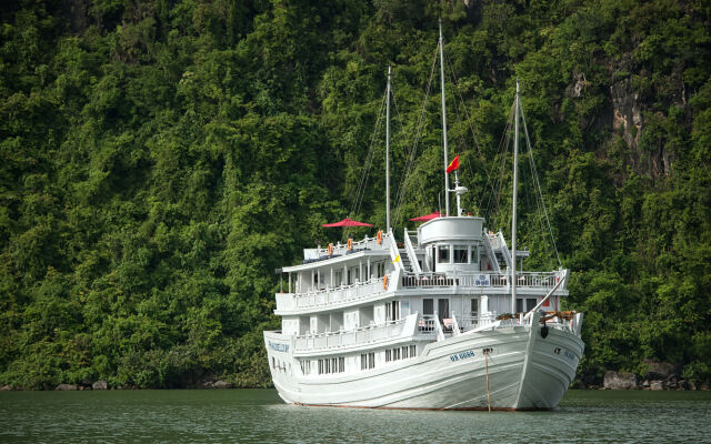 Paradise Sails Cruise Ha Long