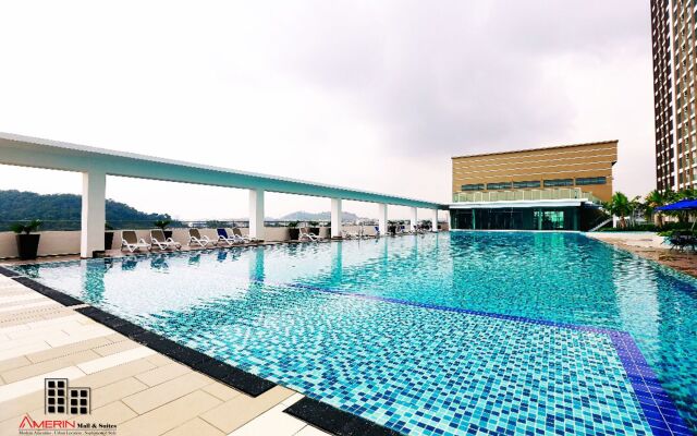 One Amerin Mall & Suites