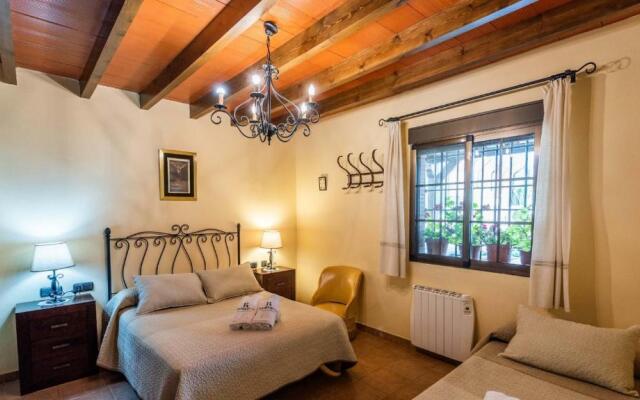 Casa Los Frailecillos Villanueva del Trabuco by Ruralidays