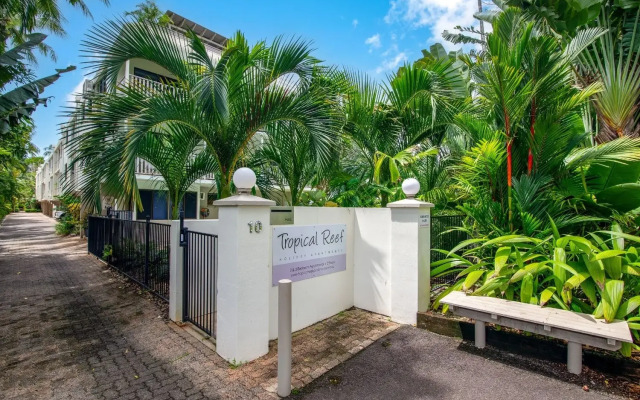 Latitude 16 Tropical Reef Holiday Aprts